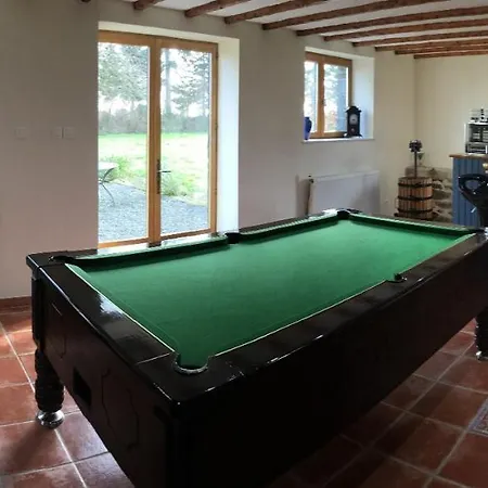 ベッド・アンド・ブレックファスト The Magnolias Moyon