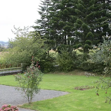 Bed & Breakfast The Magnolias Moyon