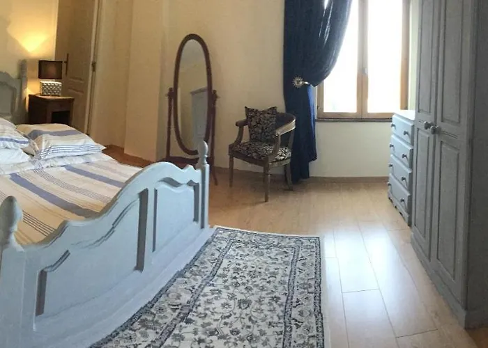 The Magnolias Bed & Breakfast