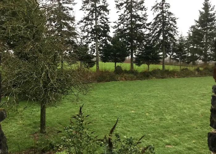 The Magnolias Bed & Breakfast Moyon